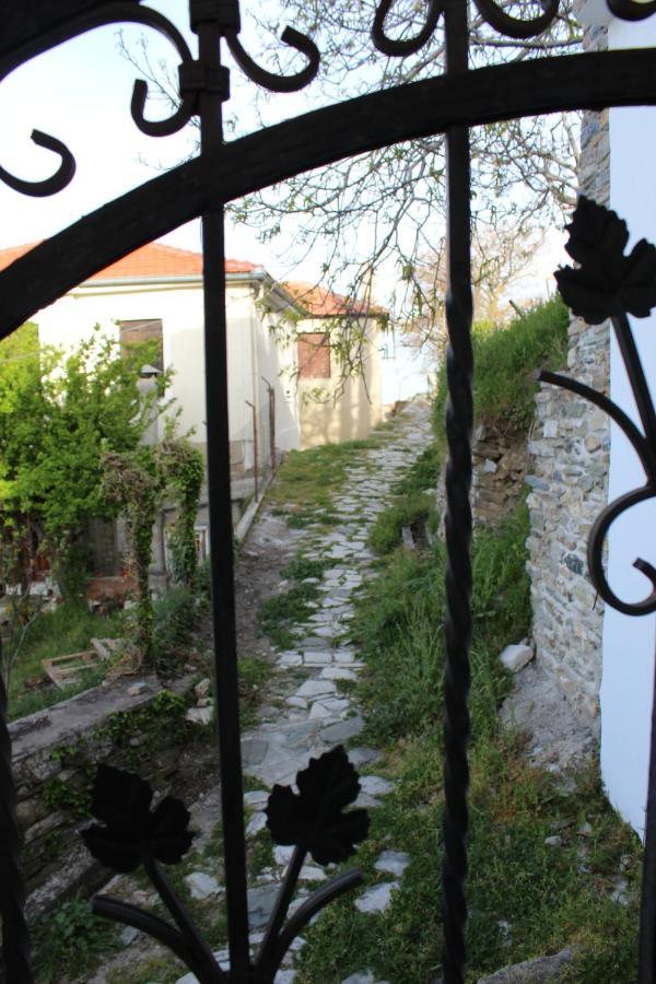 Centaurs View Apartment Портариа Екстериор снимка